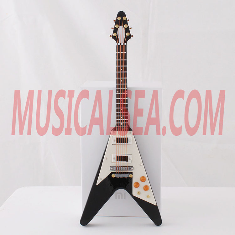 Miniature wooden guitar and miniature musical